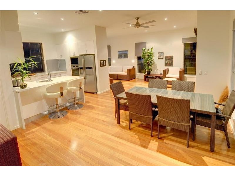 Dicky Beach QLD 4551