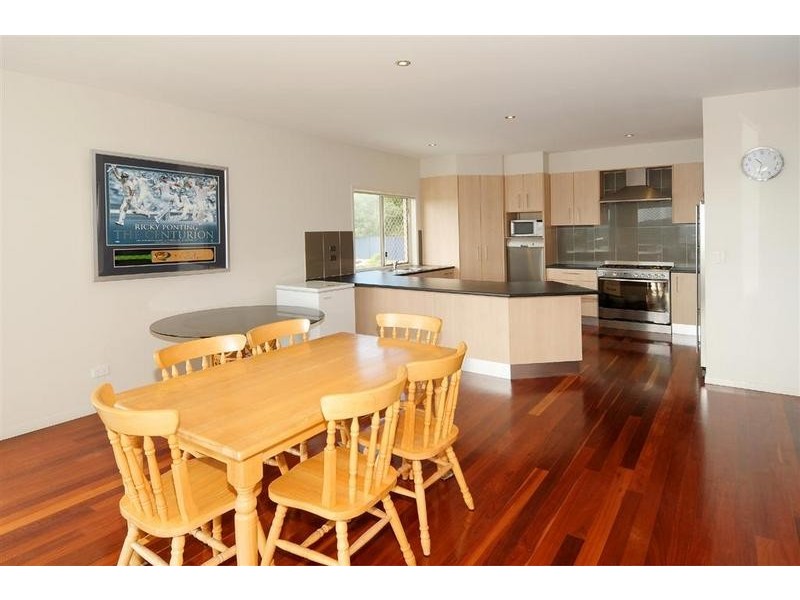 Little Mountain QLD 4551