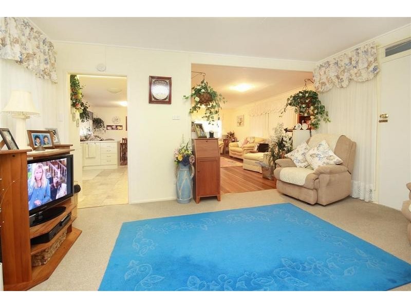 7 Drake Street, Golden Beach QLD 4551