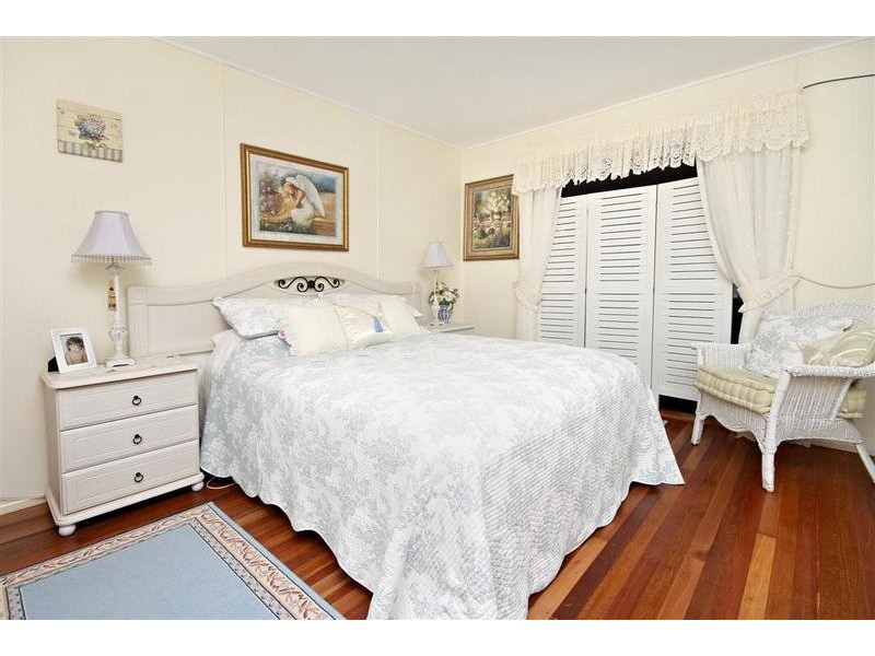 7 Drake Street, Golden Beach QLD 4551