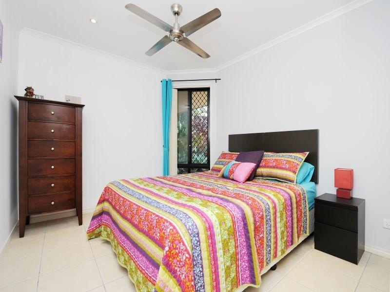 17 Eastern Rise, Little Mountain QLD 4551