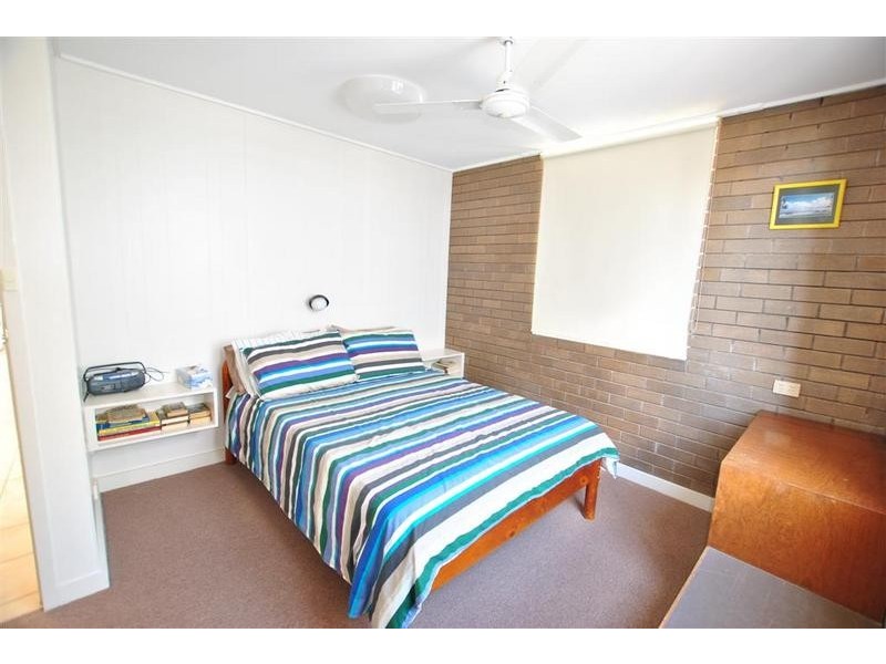 6/ 32 Minchinton Street, Caloundra QLD 4551