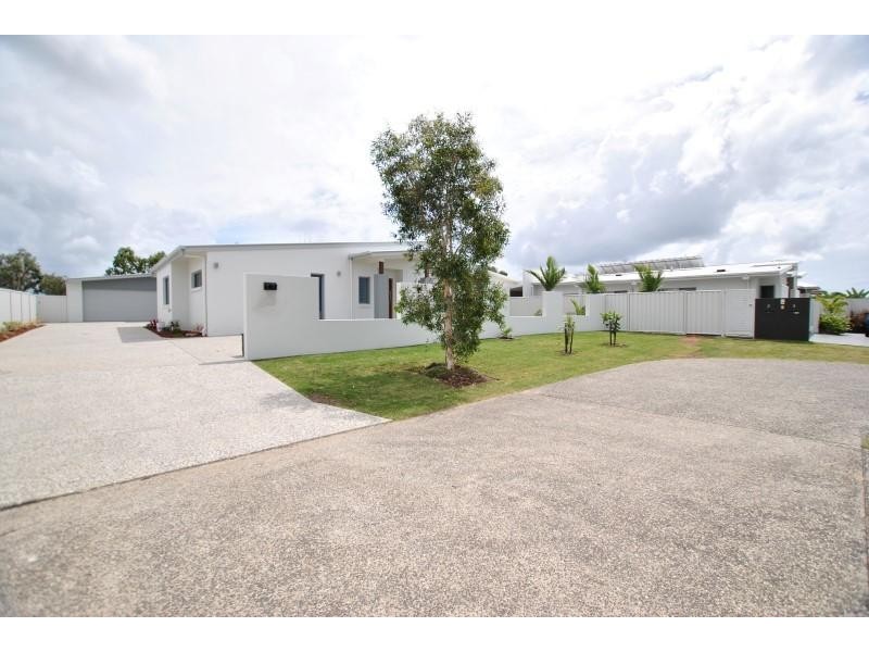 1/ 24 Echo Street, Pelican Waters QLD 4551