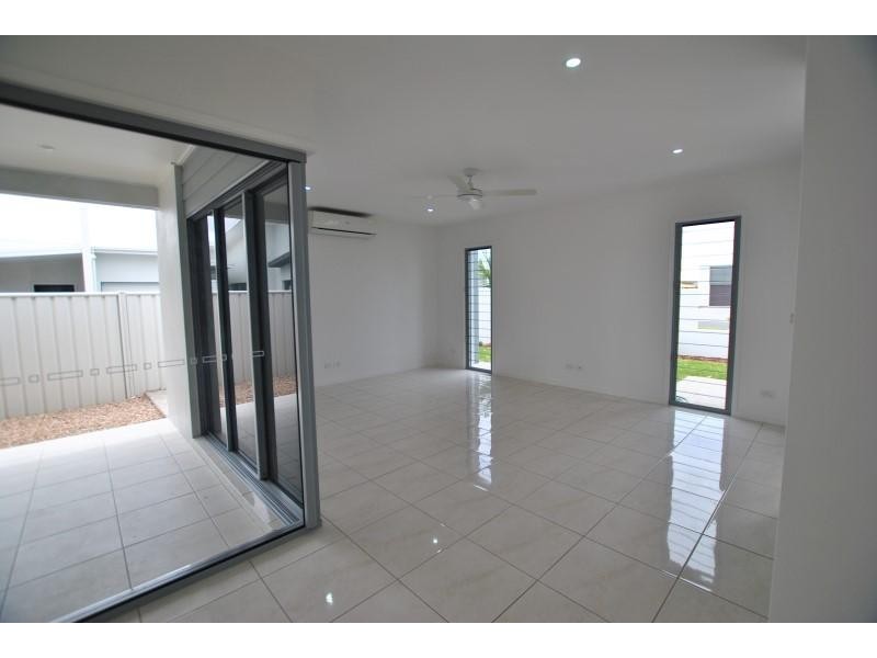 1/ 24 Echo Street, Pelican Waters QLD 4551