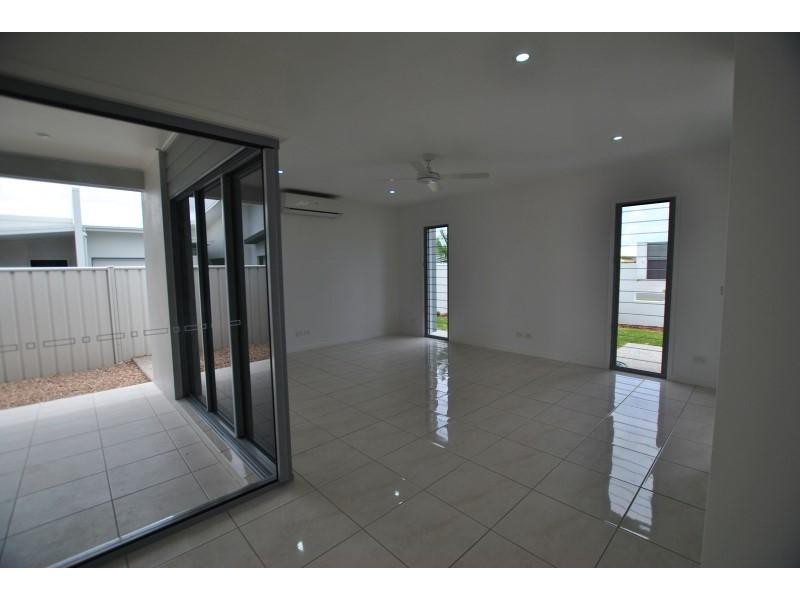 1/ 24 Echo Street, Pelican Waters QLD 4551