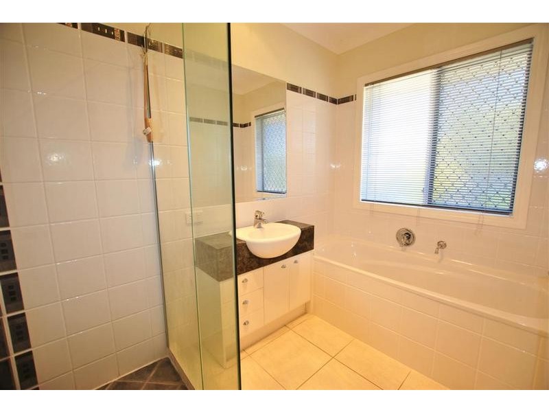 6 Edlundh Court, Pelican Waters QLD 4551