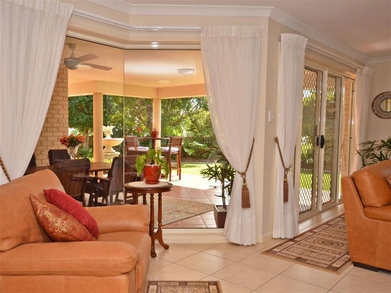 36 Edwardson Drive, Pelican Waters QLD 4551