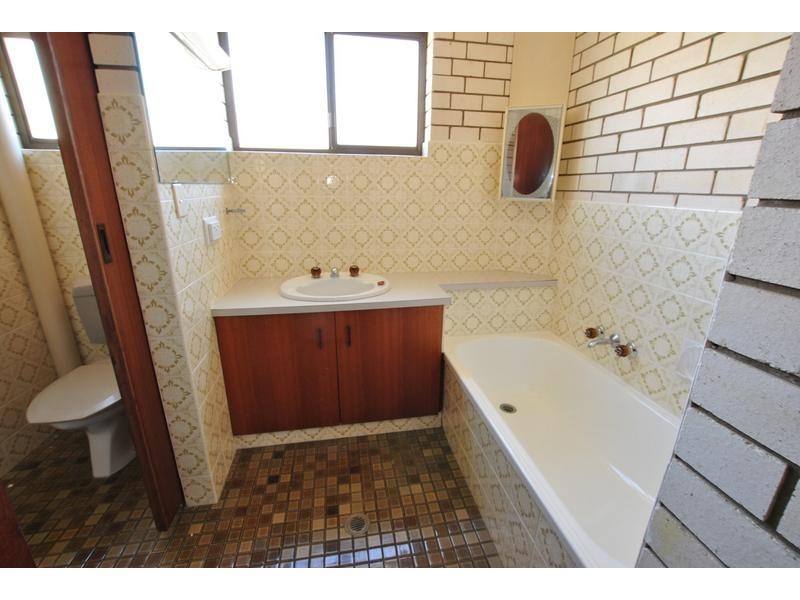 4/ 13 Moreton Parade, Kings Beach QLD 4551