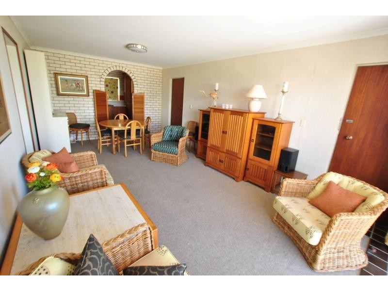 4/ 13 Moreton Parade, Kings Beach QLD 4551
