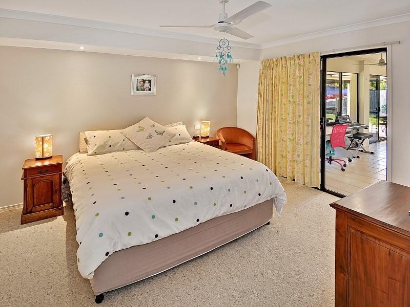 3 Endeavour Crescent, Pelican Waters QLD 4551