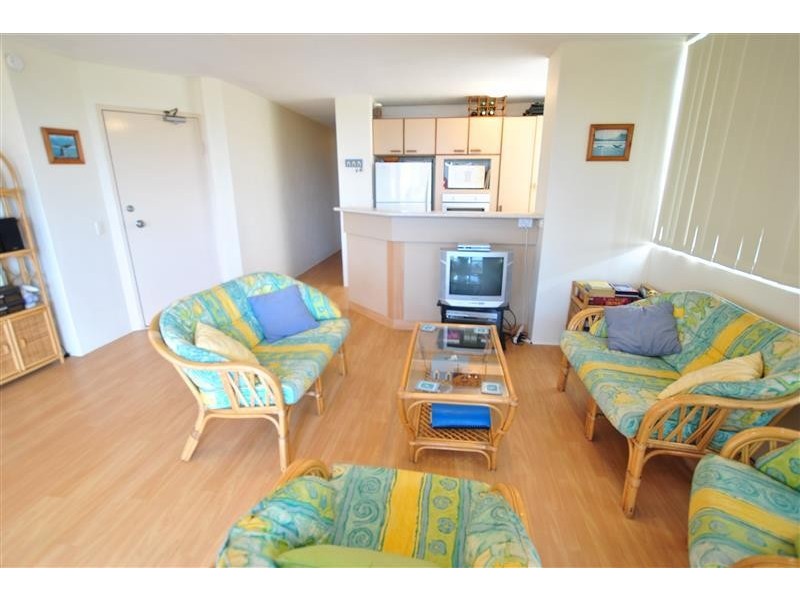 6/ 15 Landsborough Parade, Golden Beach QLD 4551