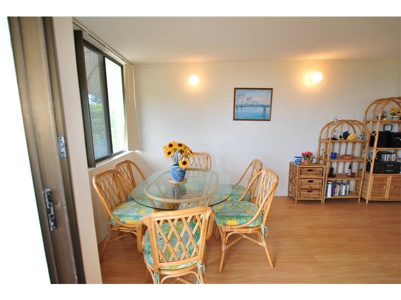 6/ 15 Landsborough Parade, Golden Beach QLD 4551