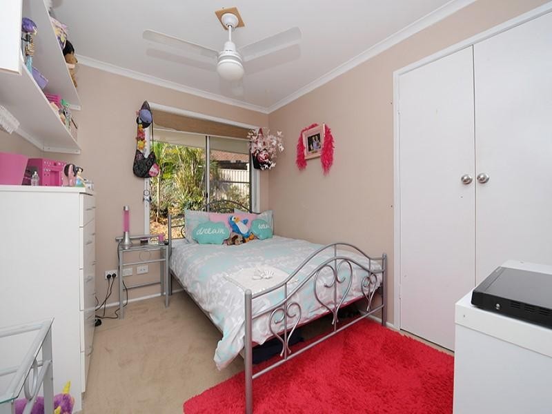 42 Enfield Crescent, Battery Hill QLD 4551