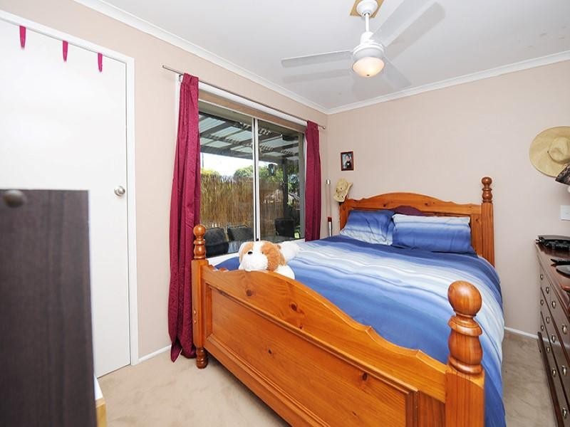 42 Enfield Crescent, Battery Hill QLD 4551