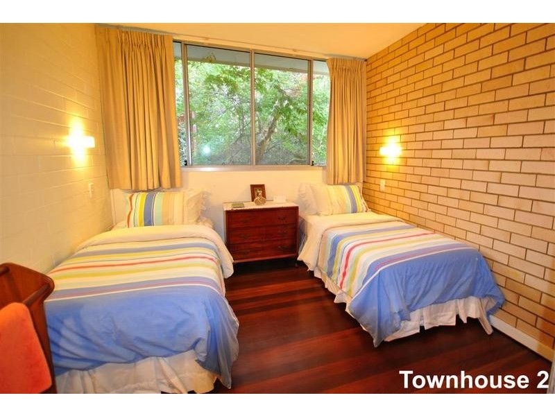 1 Ernest Street, Kings Beach QLD 4551