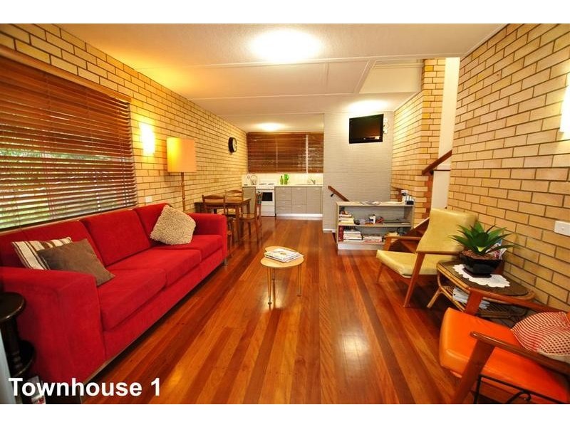 1 Ernest Street, Kings Beach QLD 4551