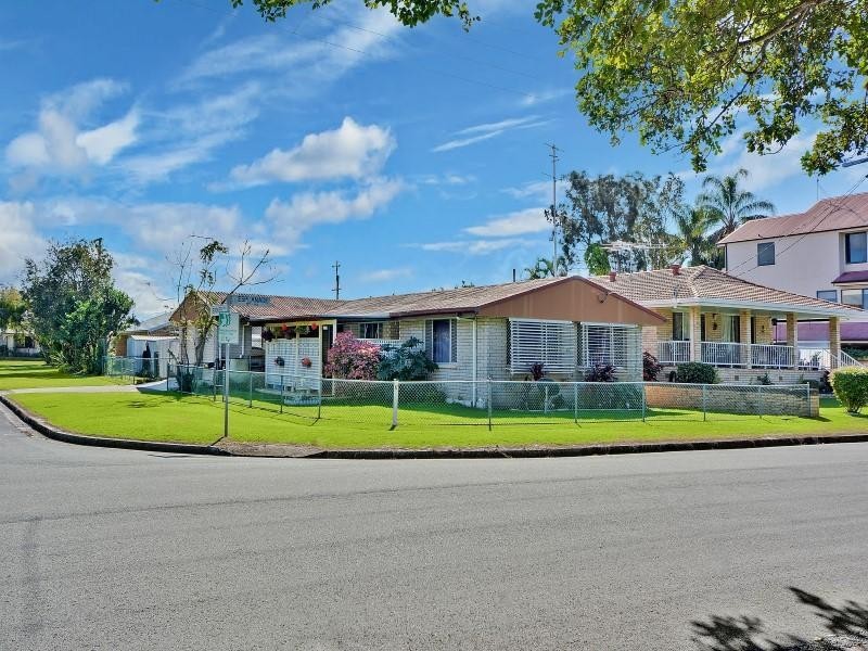 177 Esplanade Golden Beach, Golden Beach QLD 4551