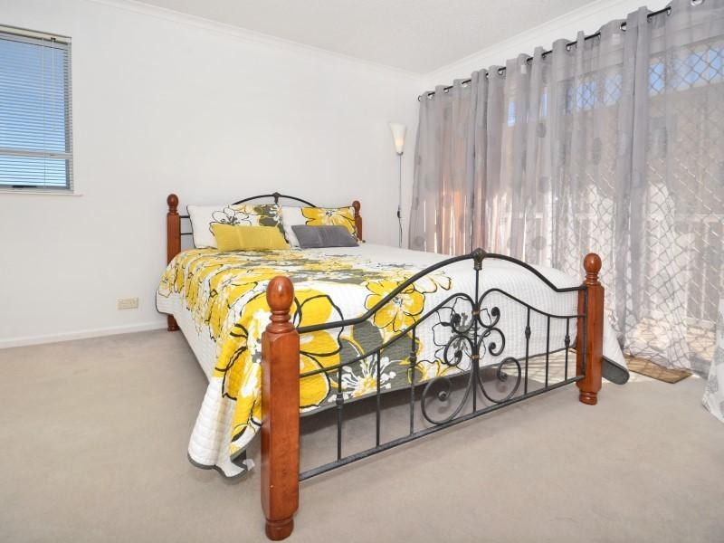 3/ 99 Esplanade, Golden Beach QLD 4551