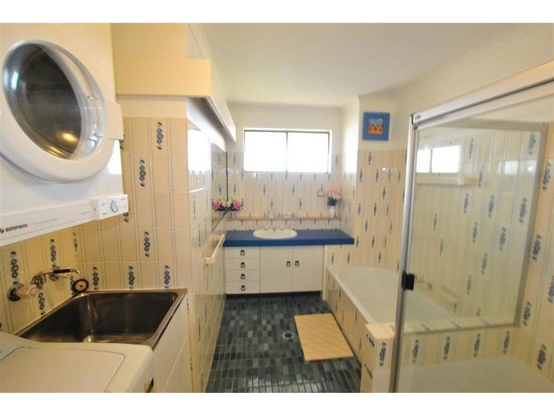 5/ 8 Dingle Anenue, Caloundra QLD 4551