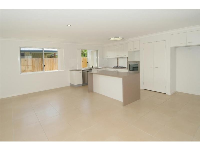 19 Eyre Place, Caloundra West QLD 4551