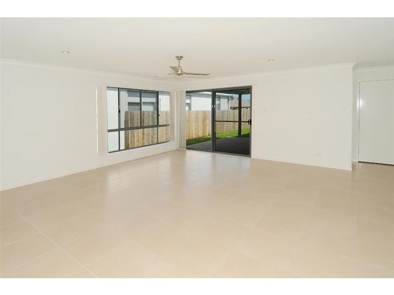 19 Eyre Place, Caloundra West QLD 4551