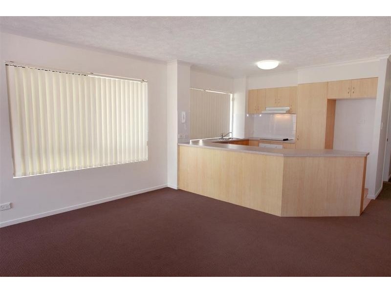 2/ 62 Edmund Street, Kings Beach QLD 4551