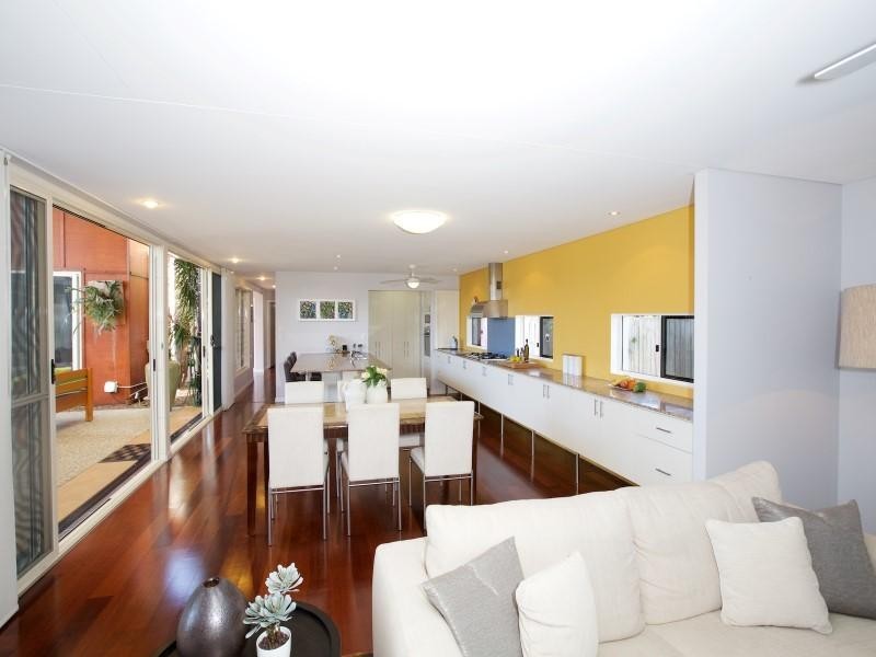 4 Finnegan Place, Pelican Waters QLD 4551