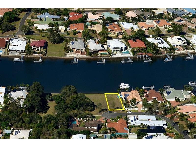 8 Finnegan Place, Pelican Waters QLD 4551
