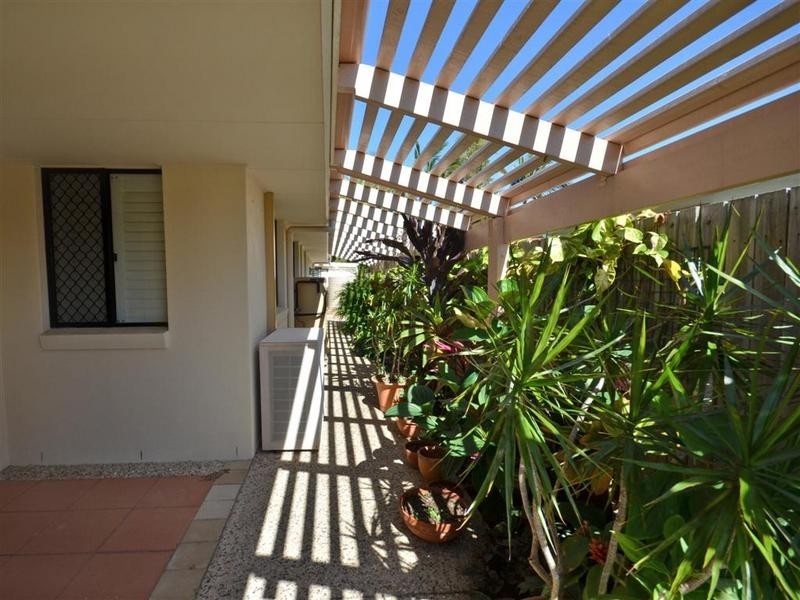 8 Firefly Street, Pelican Waters QLD 4551
