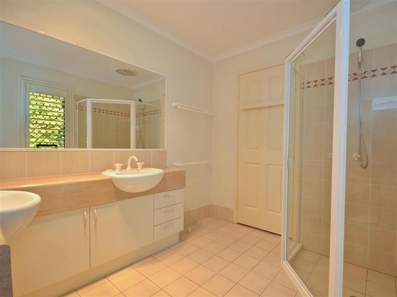 8 Firefly Street, Pelican Waters QLD 4551