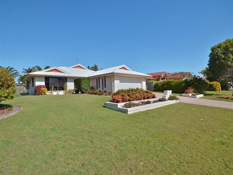 8 Firefly Street, Pelican Waters QLD 4551
