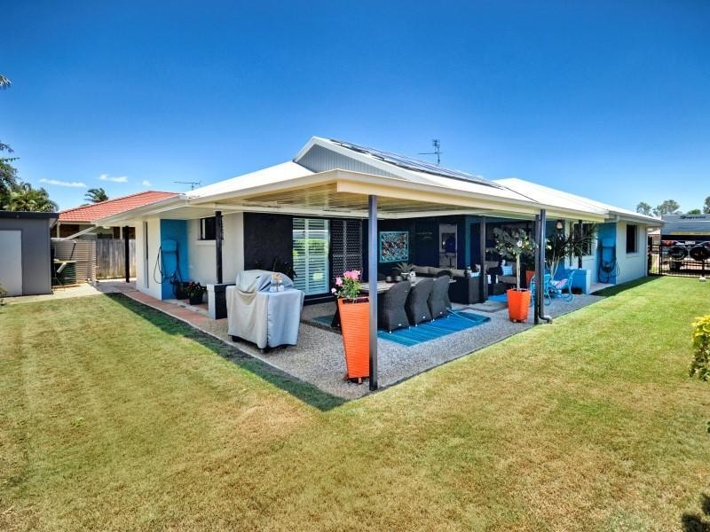 8 Firefly Street, Pelican Waters QLD 4551