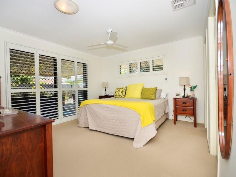 8 Firefly Street, Pelican Waters QLD 4551