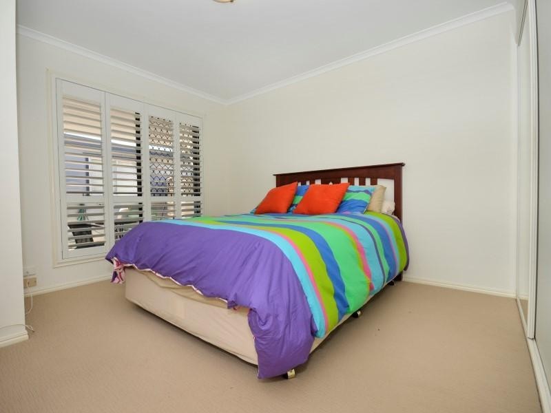 8 Firefly Street, Pelican Waters QLD 4551