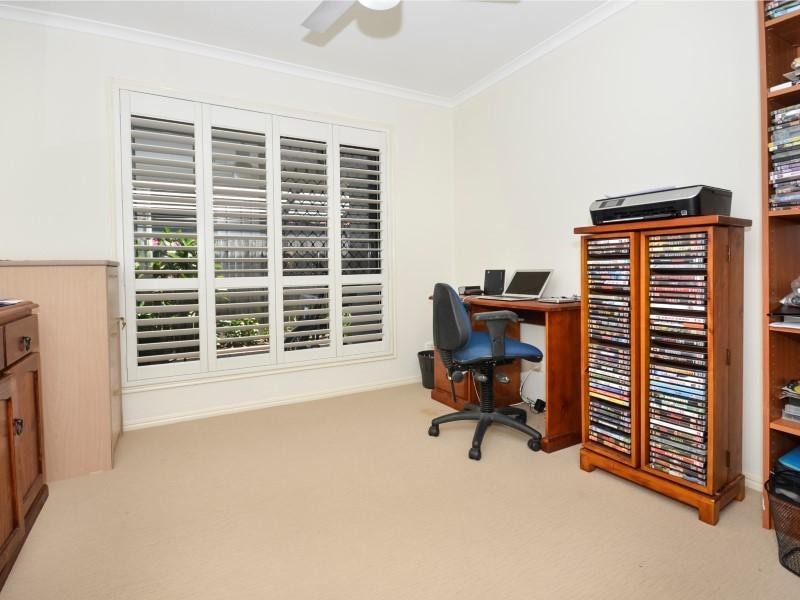 8 Firefly Street, Pelican Waters QLD 4551