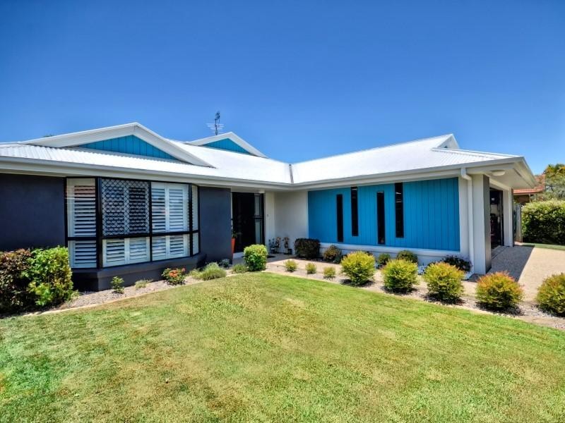 8 Firefly Street, Pelican Waters QLD 4551