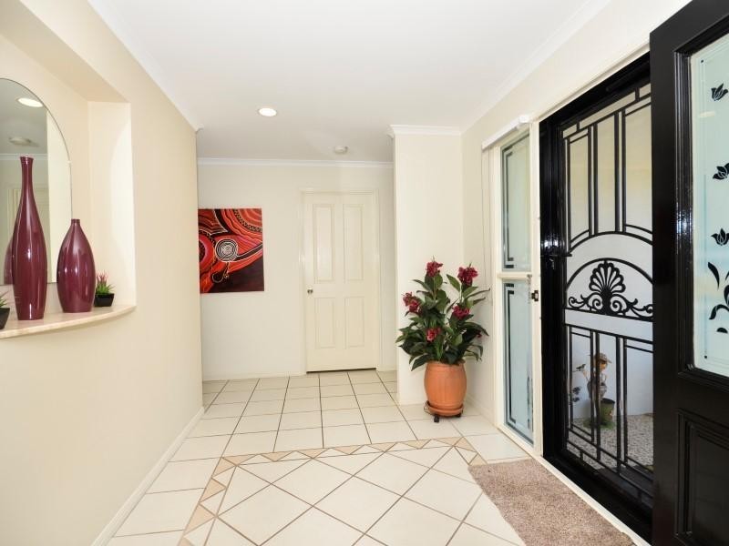 8 Firefly Street, Pelican Waters QLD 4551