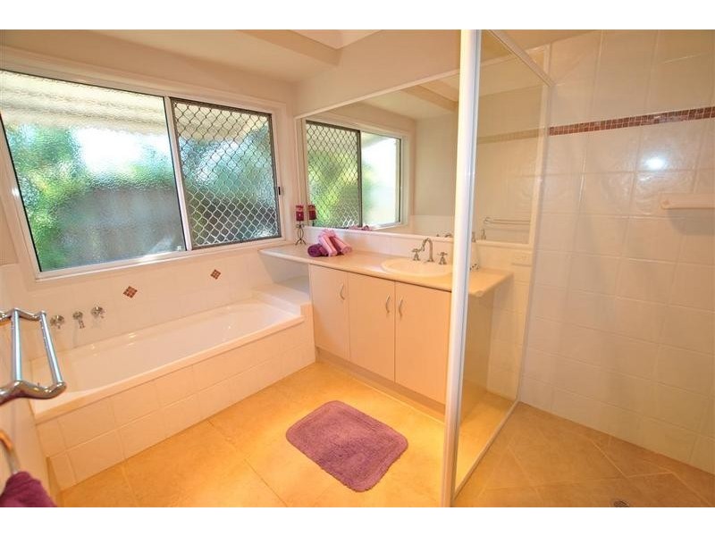 5 Flametree Place, Currimundi QLD 4551