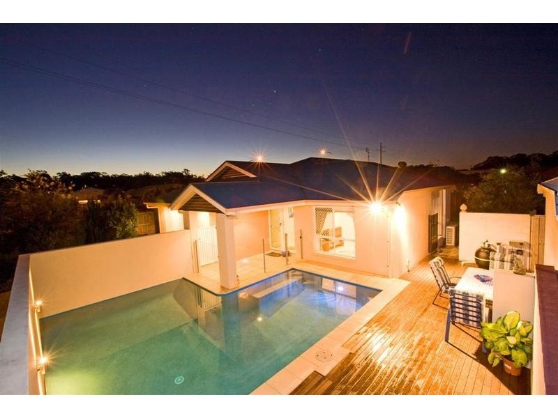 5 Flametree Place, Currimundi QLD 4551