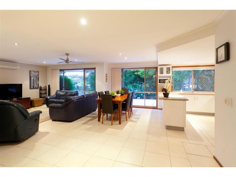 20 Flamingo Street, Little Mountain QLD 4551