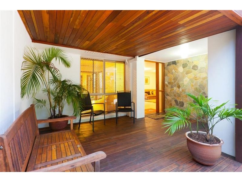 20 Flamingo Street, Little Mountain QLD 4551