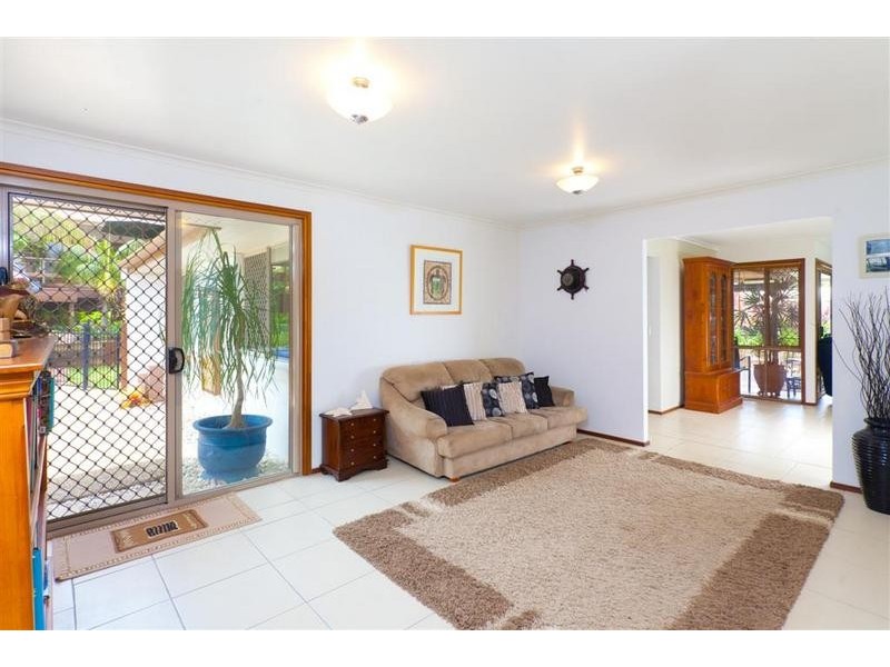 20 Flamingo Street, Little Mountain QLD 4551