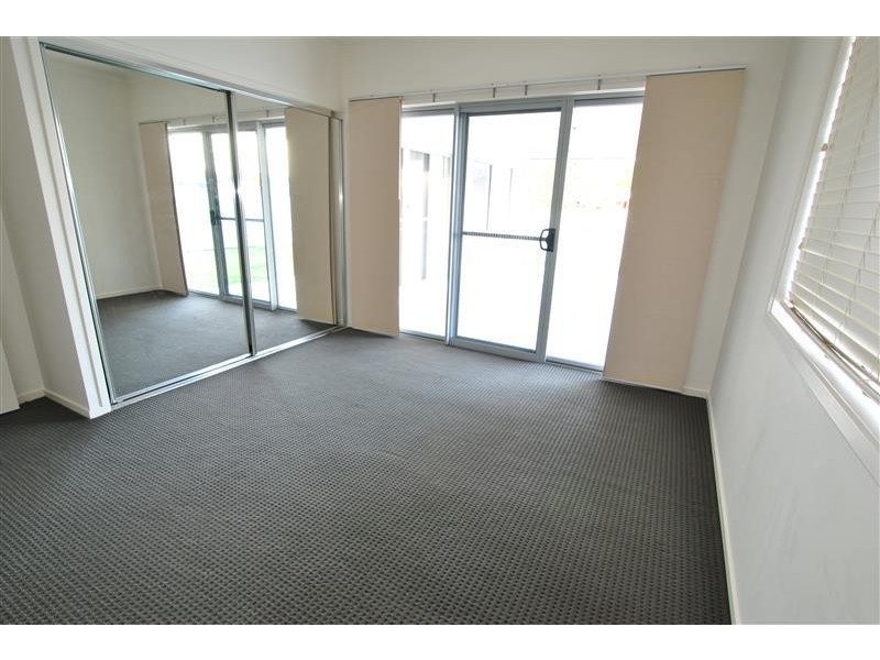 1 Flitcroft Place, Pelican Waters QLD 4551