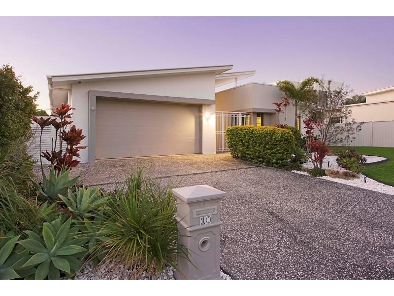 10 Flitcroft Place, Pelican Waters QLD 4551