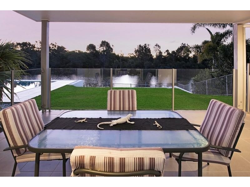 10 Flitcroft Place, Pelican Waters QLD 4551