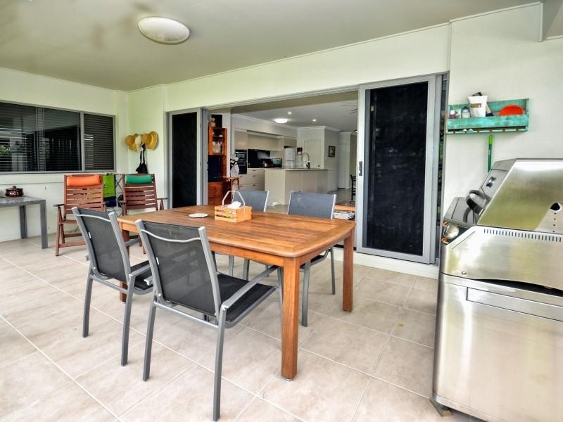 16 Foreshore  Court, Dicky Beach QLD 4551