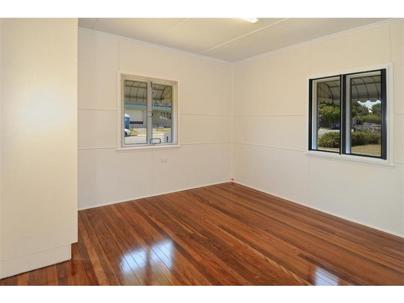 5 Fourth Avenue, Caloundra QLD 4551