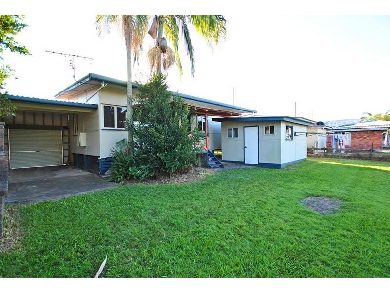 5 Fourth Avenue, Caloundra QLD 4551