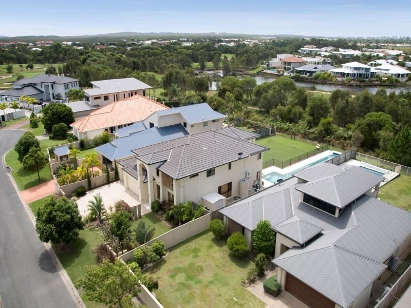 10 Francis Court, Pelican Waters QLD 4551