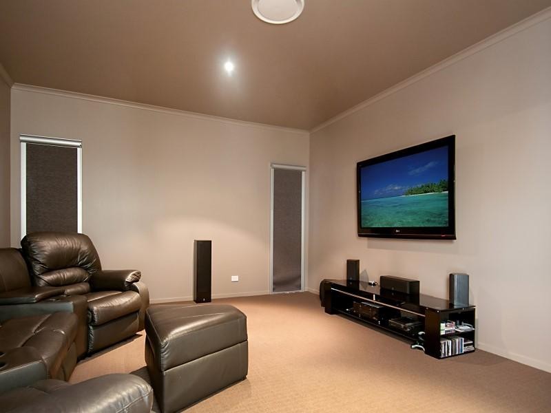 15 Francis Court, Pelican Waters QLD 4551